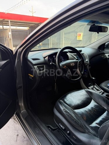 Hyundai Elantra 2013, 215,000 km - 1.8 l - Qazax