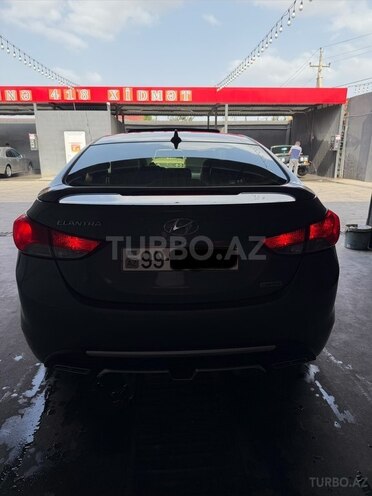 Hyundai Elantra 2013, 215,000 km - 1.8 l - Qazax