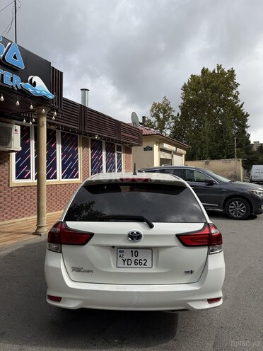 Toyota Corolla Fielder 2015, 252,346 km - 1.5 l - Bakı