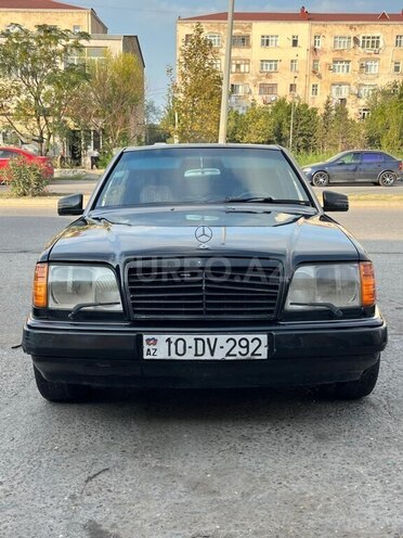 Mercedes E 220 1995, 257,563 km - 2.2 l - Sumqayıt
