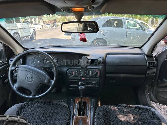 Opel Omega 1994, 360,000 km - 2.0 l - Bakı