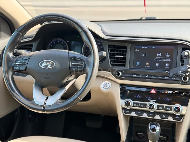 Hyundai Elantra 2019, 134,084 km - 2.0 l - Bakı