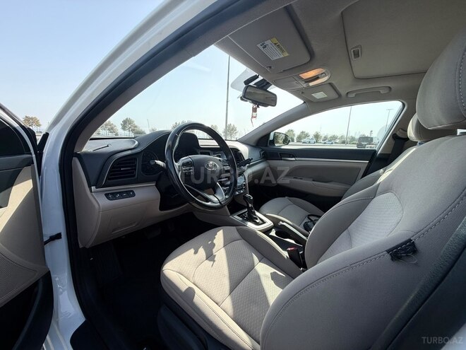 Hyundai Elantra 2019, 134,084 km - 2.0 l - Bakı