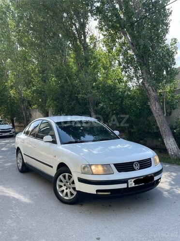 Volkswagen Passat 2000, 236,000 km - 2.0 l - Bakı