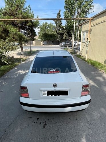 Volkswagen Passat 2000, 236,000 km - 2.0 l - Bakı