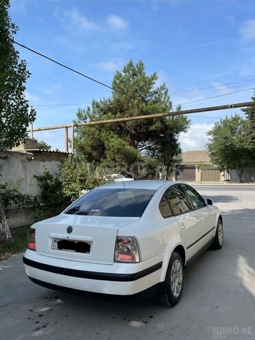 Volkswagen Passat 2000, 236,000 km - 2.0 l - Bakı