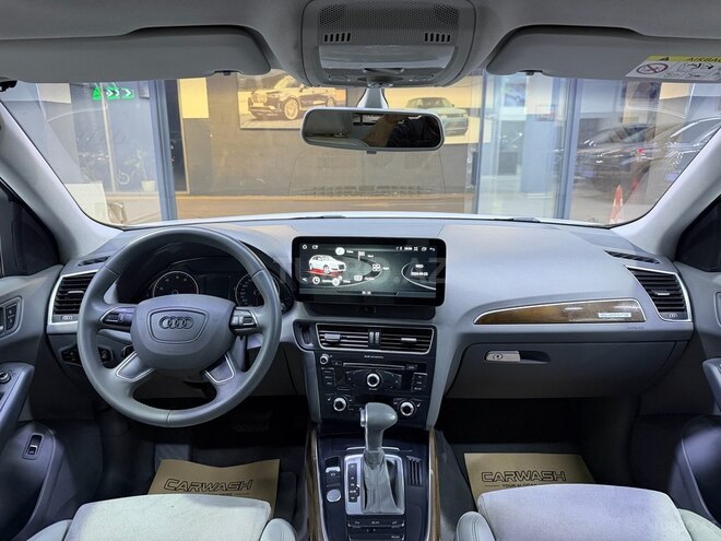 Audi Q5 2015, 235,000 km - 2.0 l - Bakı