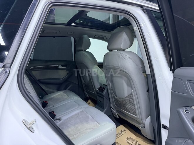 Audi Q5 2015, 235,000 km - 2.0 l - Bakı