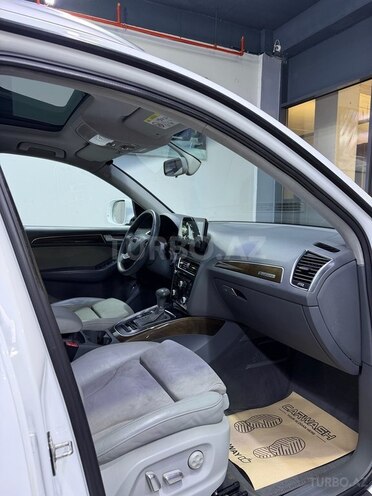 Audi Q5 2015, 235,000 km - 2.0 l - Bakı