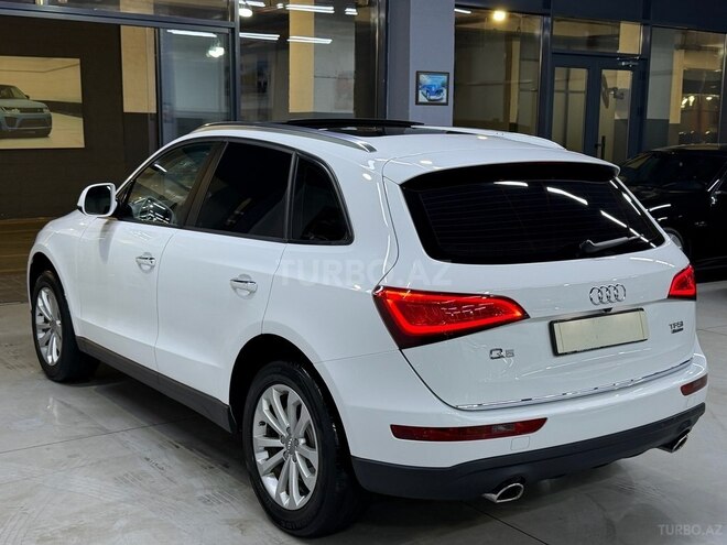 Audi Q5 2015, 235,000 km - 2.0 l - Bakı