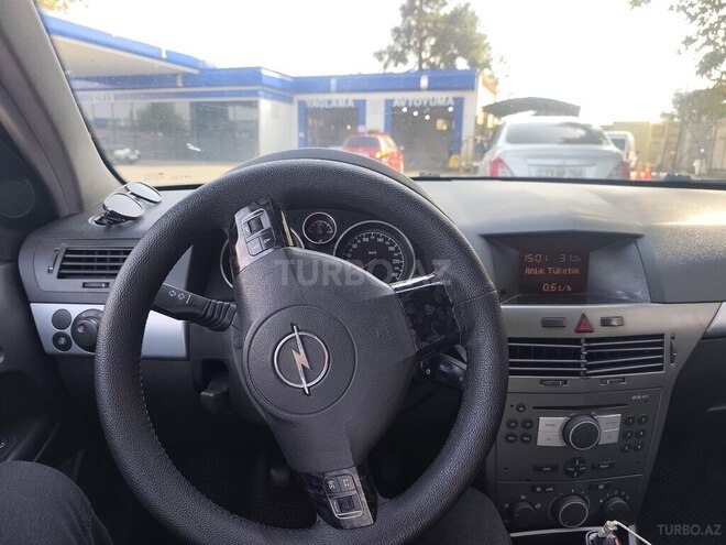 Opel Astra 2005, 532,000 km - 1.4 l - Göyçay