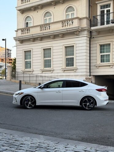 Hyundai Elantra 2016, 223,699 km - 2.0 л - Bakı