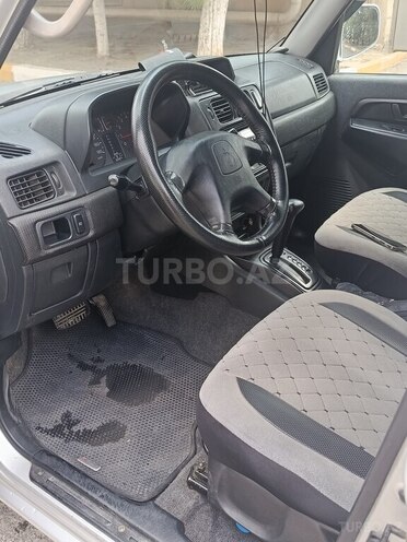 Mitsubishi Pajero io 2000, 330,000 km - 2.0 l - Bakı