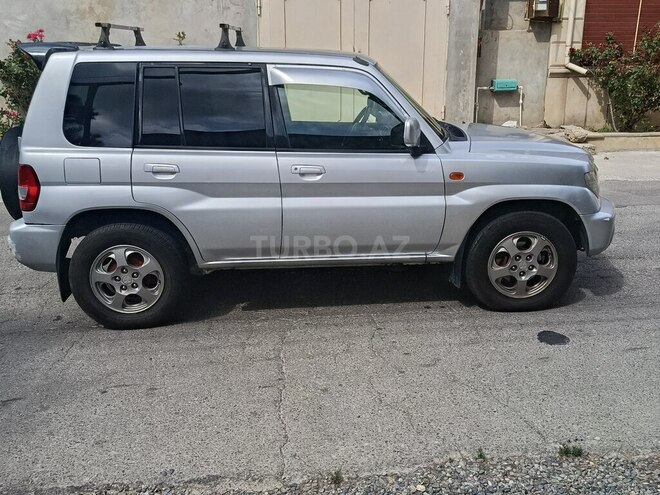 Mitsubishi Pajero io 2000, 330,000 km - 2.0 l - Bakı
