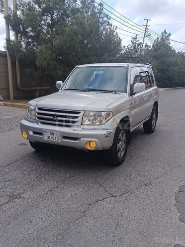 Mitsubishi Pajero io 2000, 330,000 km - 2.0 l - Bakı