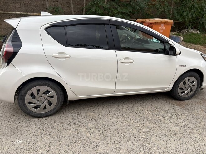 Toyota Aqua 2020, 105,000 km - 1.5 л - Bakı