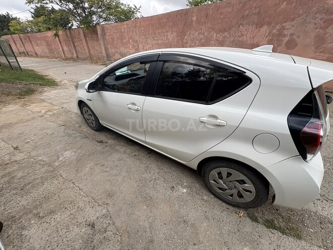 Toyota Aqua 2020, 105,000 km - 1.5 л - Bakı