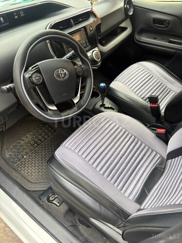 Toyota Aqua 2020, 105,000 km - 1.5 л - Bakı