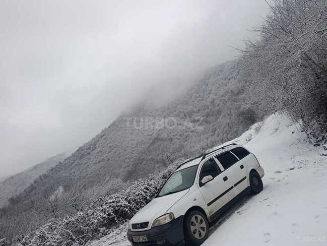Opel Astra 1999, 350,000 km - 1.6 l - Quba