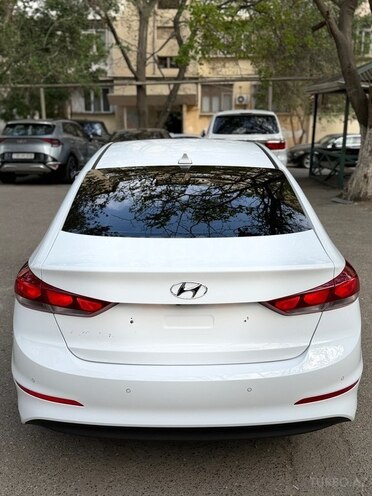 Hyundai Avante 2017, 150,000 km - 1.6 l - Bakı