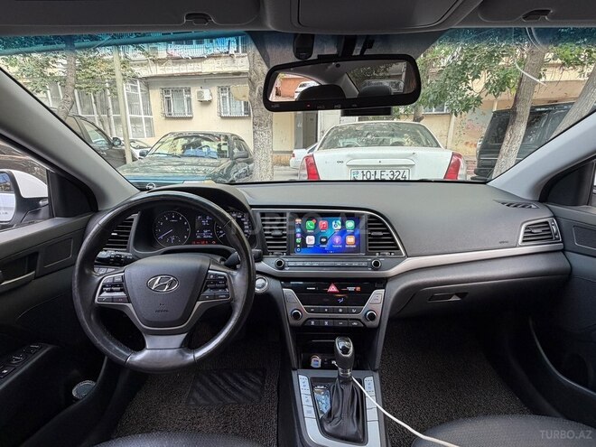 Hyundai Avante 2017, 150,000 km - 1.6 l - Bakı