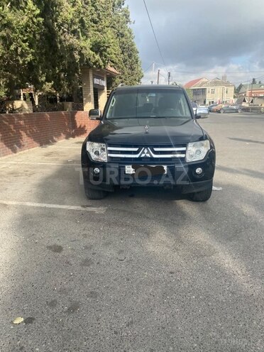 Mitsubishi Pajero 2008, 266,000 km - 3.0 л - Bakı