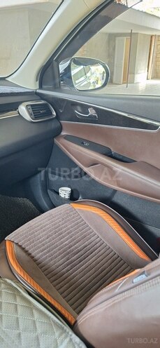 Kia Sorento 2015, 127,600 km - 2.0 l - Biləsuvar