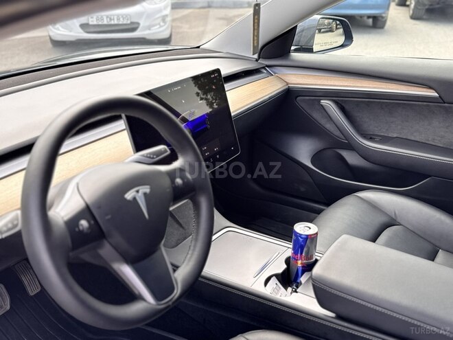 Tesla Model 3 2023, 28,000 km - 0.0 l - Bakı