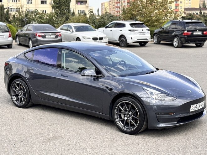 Tesla Model 3 2023, 28,000 km - 0.0 l - Bakı