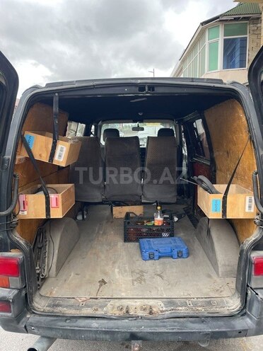 Volkswagen Transporter 1993, 434,271 km - 1.9 l - Xaçmaz