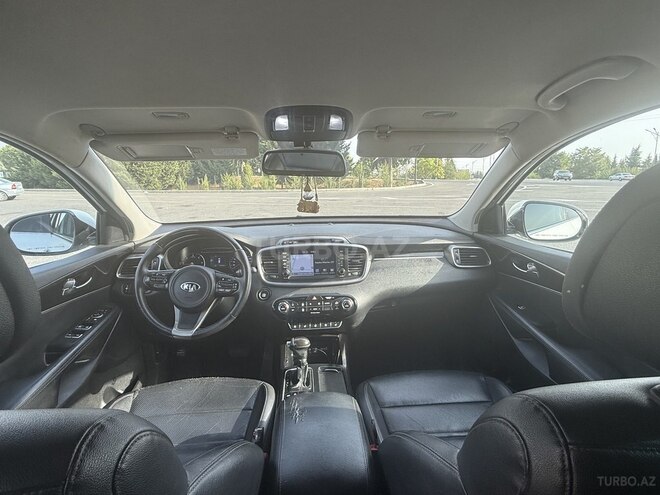 Kia Sorento 2016, 270,000 km - 2.0 l - Qax