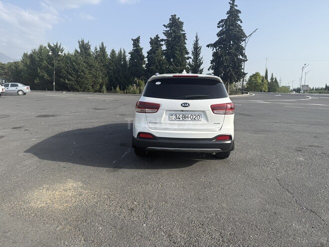 Kia Sorento 2016, 270,000 km - 2.0 l - Qax