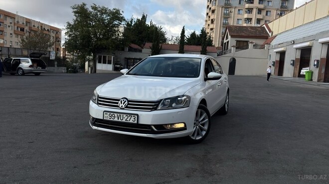 Volkswagen Passat 2011, 296,045 km - 1.8 l - Bakı