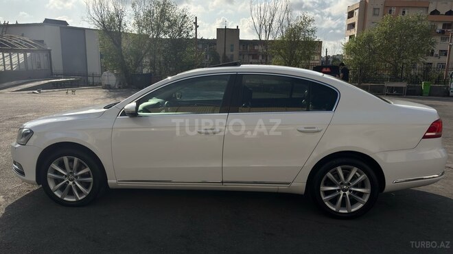 Volkswagen Passat 2011, 296,045 km - 1.8 l - Bakı