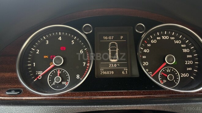 Volkswagen Passat 2011, 296,045 km - 1.8 l - Bakı