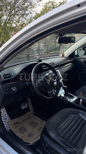 Volkswagen Passat 2011, 296,045 km - 1.8 l - Bakı
