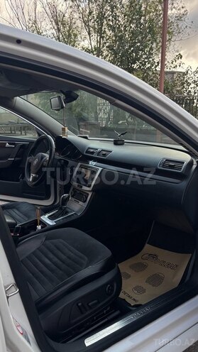 Volkswagen Passat 2011, 296,045 km - 1.8 l - Bakı