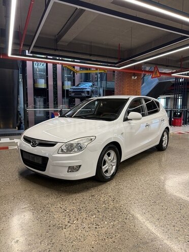 Hyundai i30 2008, 288,000 km - 1.6 л - Bakı
