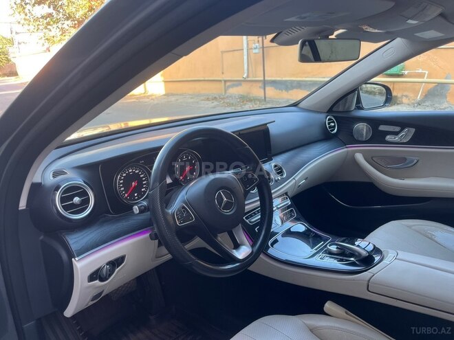 Mercedes E 300 4MATIC 2017, 255,700 km - 2.0 л - Ağsu
