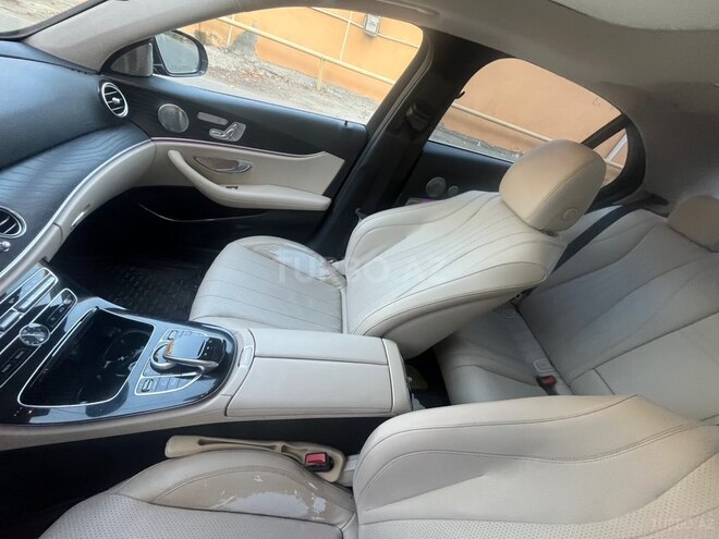 Mercedes E 300 4MATIC 2017, 255,700 km - 2.0 л - Ağsu
