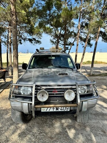 Mitsubishi Pajero 1996, 370,000 km - 2.8 л - Bakı