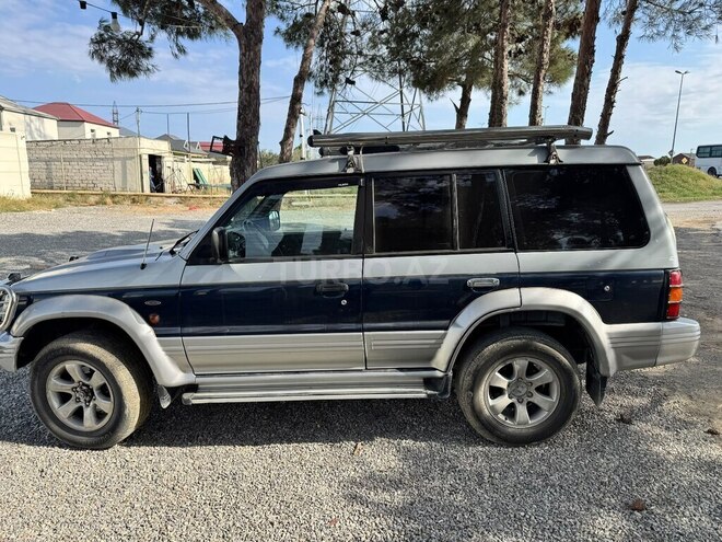 Mitsubishi Pajero 1996, 370,000 km - 2.8 л - Bakı