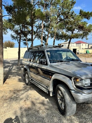 Mitsubishi Pajero 1996, 370,000 km - 2.8 л - Bakı