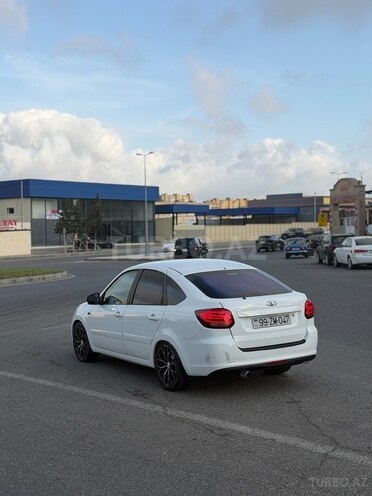 LADA (VAZ) Granta 2015, 176,236 km - 1.6 л - Bakı