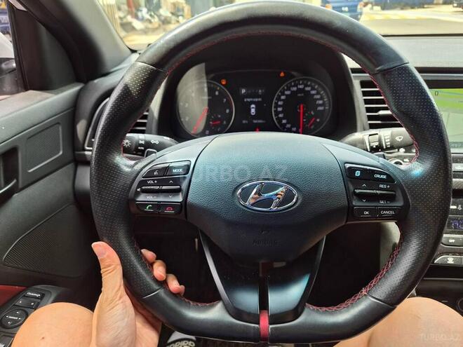 Hyundai Avante 2017, 194,000 km - 1.6 l - Bakı