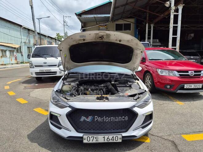 Hyundai Avante 2017, 194,000 km - 1.6 l - Bakı
