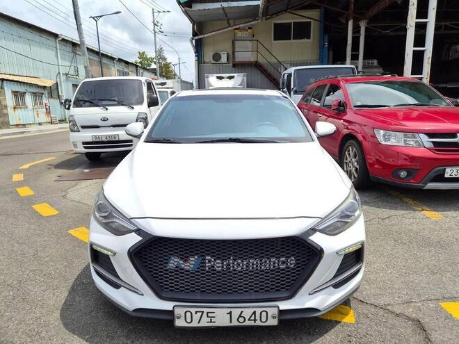Hyundai Avante 2017, 194,000 km - 1.6 l - Bakı