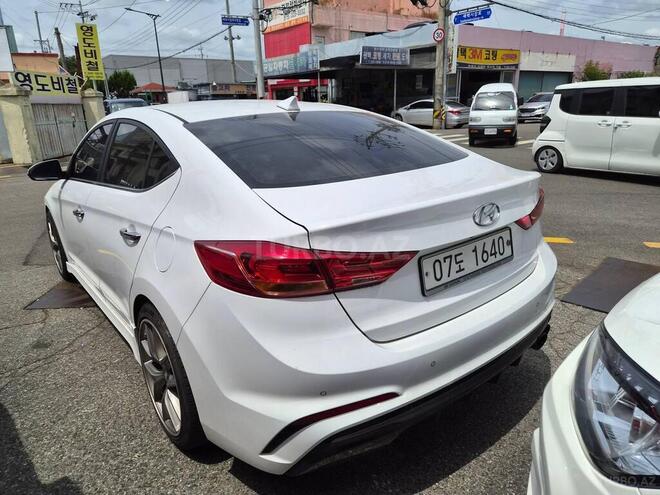 Hyundai Avante 2017, 194,000 km - 1.6 l - Bakı