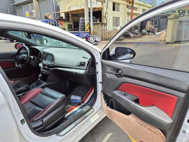 Hyundai Avante 2017, 194,000 km - 1.6 l - Bakı