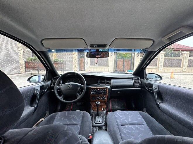 Opel Vectra 1996, 316,394 km - 1.8 l - Quba